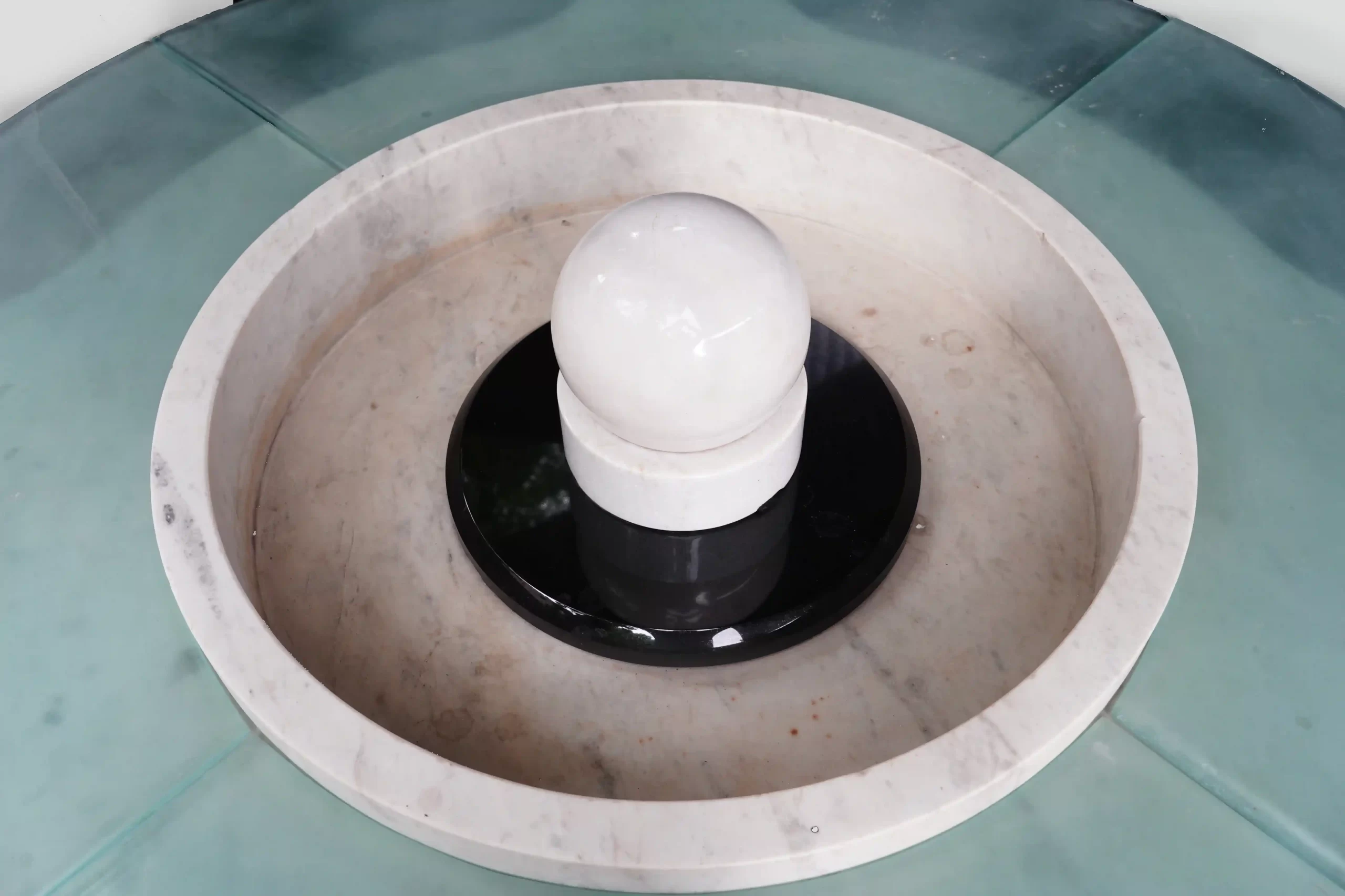 Universal Exports Jodhpur Aqua Glow Glass Fountain